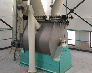 Dry powder mixing customer site