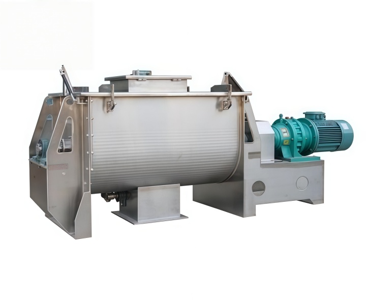 Chemical raw material mixer