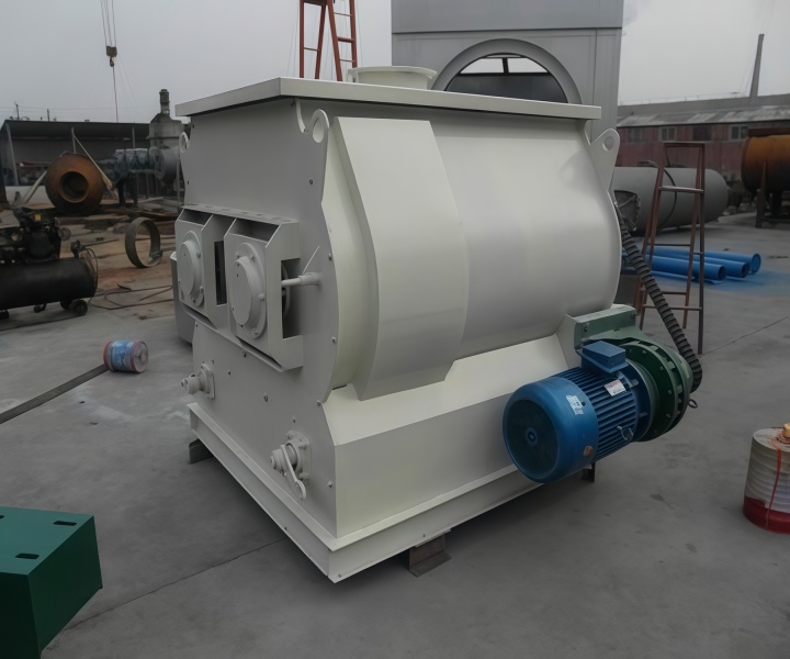 What is a stainless steel paddle mixer?