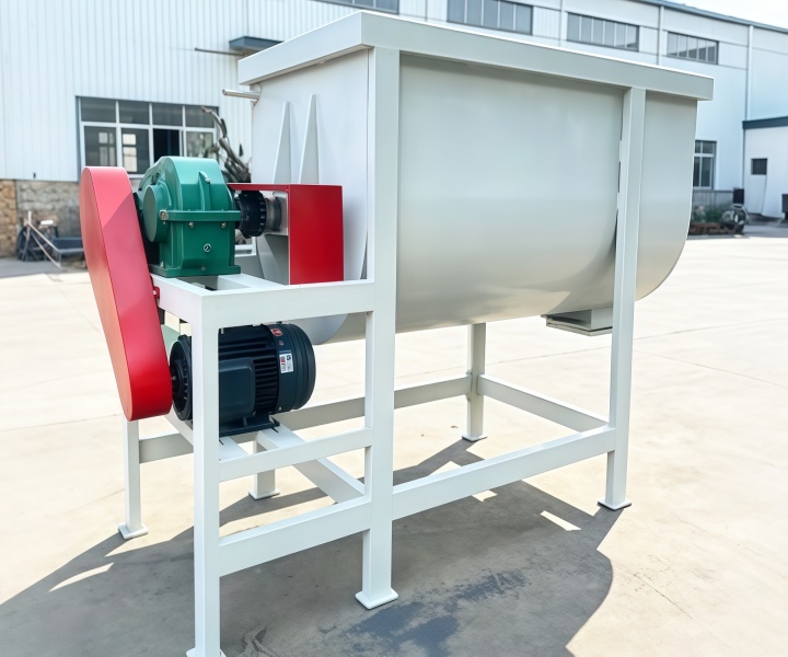 Mineral for feed dry and wet mixer